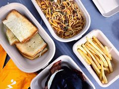 咖椰吐司-HELLO 27 意面·沙拉·帕尼尼