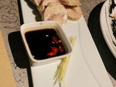 -穹六人间 people 6(岳阳路店)