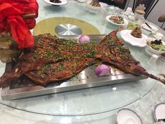 -壹号院音乐餐厅•烤全羊•新疆菜(浐灞店)