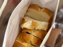 -HOT CRUSH趁热集合·现烤面包(上海环球港店)