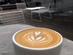 -UNI UNI(环亚凯瑟琳店)