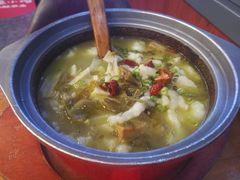 -周鱼小馆石锅酸菜鱼(活力汇店)