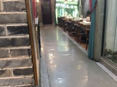 -东口码头·烧鸽子·鱼头泡饼·地方菜(金鹰悦城店)