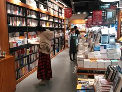 -西西弗书店&矢量咖啡(凯德晶萃广场店)