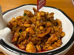 -莲餐厅·湖北菜·潜江小龙虾店(愚园路店)