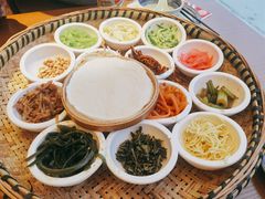 -包整·丝娃娃(一览甲秀楼风景店)