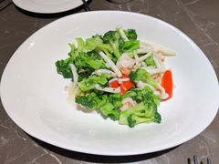 -吕氏焗小鲜•海鲜青岛菜(总店)