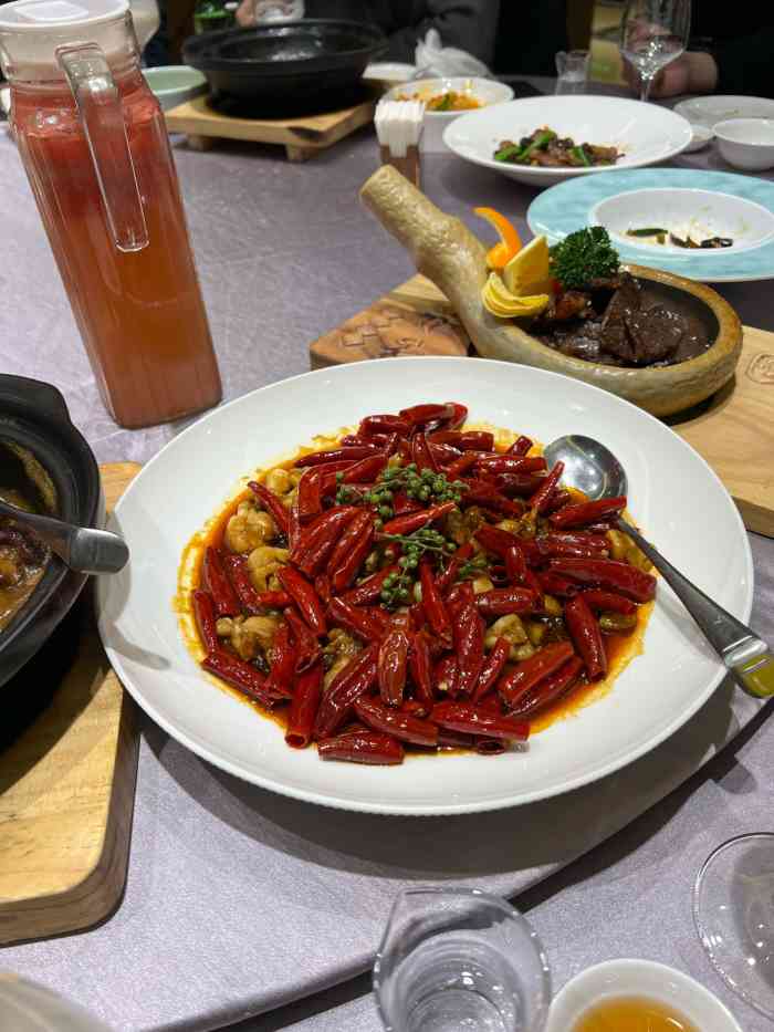 宁海食府(四明中路店)-"东西不错,环境还可以,价格适中,常来.