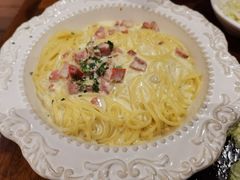 生奶油培根意大利面-玛格萝妮比萨屋(四平店)