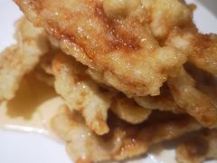 -老码头黑皮肘子锅包肉(赣水路店)