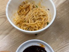 -小马牛肉面·牛骨熬制(南京博物院店)