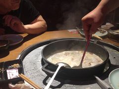 -三人行骨头王火锅(长寿店)