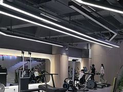 -英派斯健身旗舰店(海信国际中心馆)