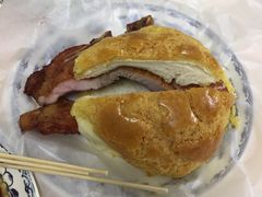 猪扒菠萝包-渔记茶餐厅(渔村店)