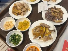 -天宜隆蘑菇宴火锅(石景山旗舰店)