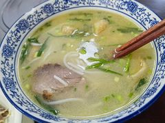 -桥香园云南过桥米线(金马碧鸡店)