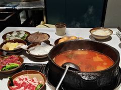 -贵府酸汤牛肉火锅·贵州老字号(飞山街店)