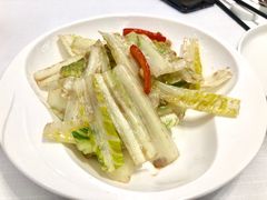 虾酱啫生菜梗-北京厨房(西安SKP店)