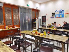 -二钢串叔麻辣烫(华龙大厦店)