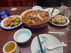 -小铜锣湾海鲜家常菜馆(河西店)