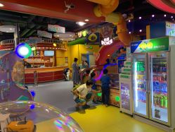 -太空学院儿童娱教乐园(中华广场店)