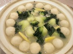 什菌鱼丸煲-东方御宴海鲜酒楼(棕泉酒店)