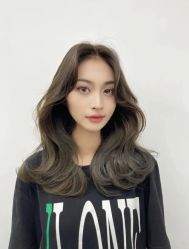 -KIMI HAIR SALON·烫染设计店