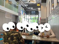 大堂-农家婆港式烧腊快餐(驰天·钰园商住小区店)