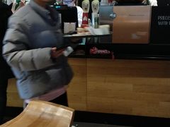 -星巴克(杭州西湖银泰1F店)