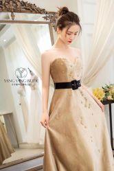-洋洋婚纱品牌集合店