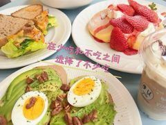 青酱鸡肉贝果三明治-OUR Bakery(三里屯太古里店)