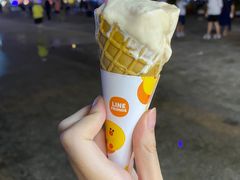 焦糖咸趣华夫筒-哈根达斯(滨江店)