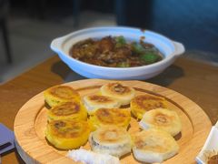 煎粘豆包-95号酱骨·一块豆腐(展春园西路店)