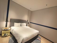 -上海虹桥西郊假日酒店