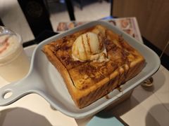 -江边城外烤全鱼(世茂广场店)