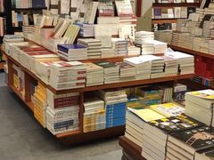 -西西弗书店(三峡广场湟恩新纪元购物广场店)