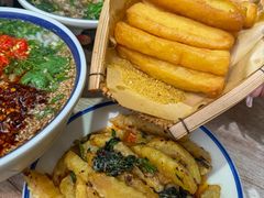 -云阿蛮生烫牛肉米线(景星店)