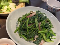 -大头虾越式风味餐厅(光明广场店)