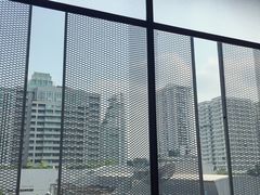 -ROAST coffee & eatery