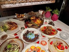 -Mogul Eatery·大亨餐酒馆