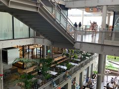 -ROAST coffee & eatery