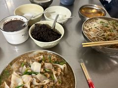 -正宗杨记普洱酸醋米线(总店)