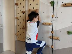 -知心鸟·注意力多动·情绪冲动·感统失调发育迟缓(五角场万达广场店)