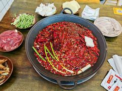 -黄潇洒老火锅(九眼桥宏济巷店)