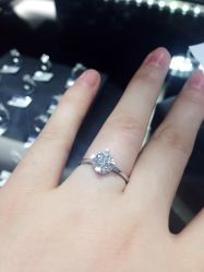 -威德钻石-克拉钻大本营(南京东路店)