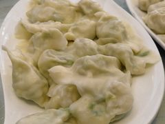猪肉酸菜水饺-黄家饺子东北特色菜馆(湖滨商业街店)
