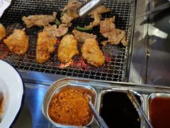-马路牙子烧烤音乐酒馆(望京店)