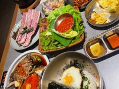 -草家酱蟹炭火烤肉店(珲春南路一店)