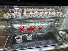 -荣誉国际酒店-云顶旋转餐厅