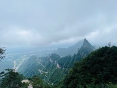 -富正毅三下锅·湘西韵味(天门山索道店)